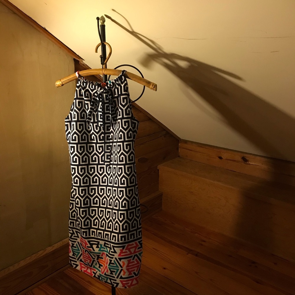 Crown & Ivy Black White Multi Geometric Dress, EUC, M - Picture 2 of 11